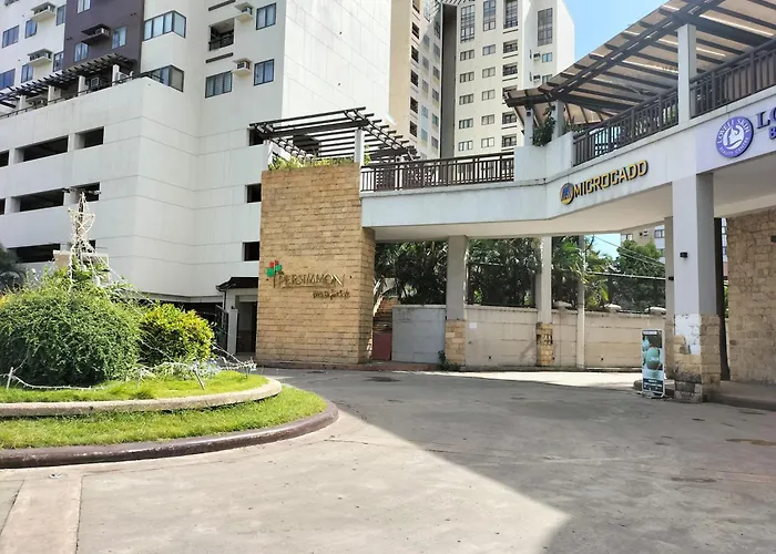 Comfy 33 The Persimmon Cebu